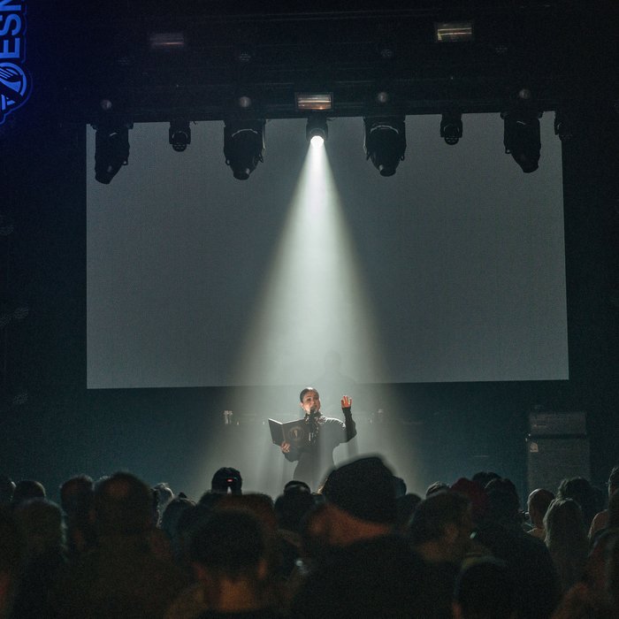 Biji-GrandTheatre-NielsKnelis-0001-B0001500